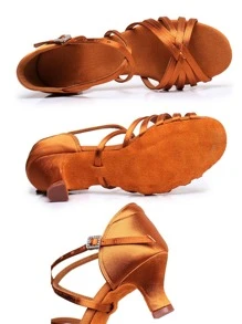 魅力四射棕色涼鞋適用於女士針腳細節水鑽搭扣裝飾高跟緞面踝帶平底涼鞋 - 棕色 - 查看 6