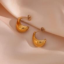 Minimalist Hoop Earrings - Yellow Gold - View 5