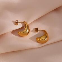 Minimalist Hoop Earrings - Yellow Gold - View 7