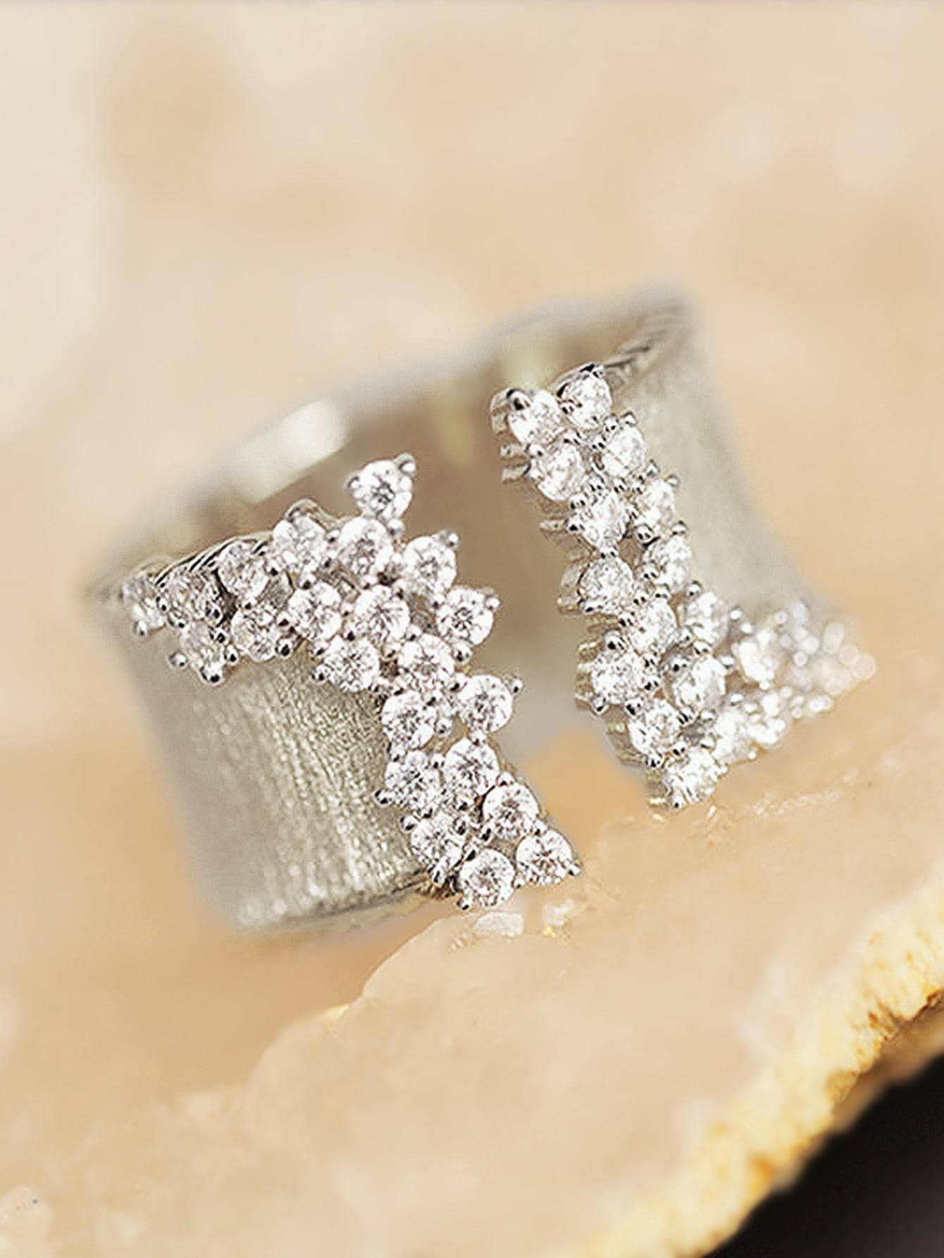 1 chiếc nhẫn Cubic Zirconia thanh lịch, quà tặng Ngày Valentine cho nữ, nhẫn cưới/nhẫn đính hôn, quà tặng cho mẹ, quà tặng Ngày của Mẹ.