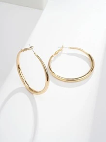 A Pair Of Minimalist Gold Metal Round Earrings, Suitable For Women To Wear For Daily Or Festive Events. - Gold - View 4