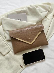 鱷魚壓紋翻蓋信封包優雅金屬裝飾 - 卡其色 - 查看 4