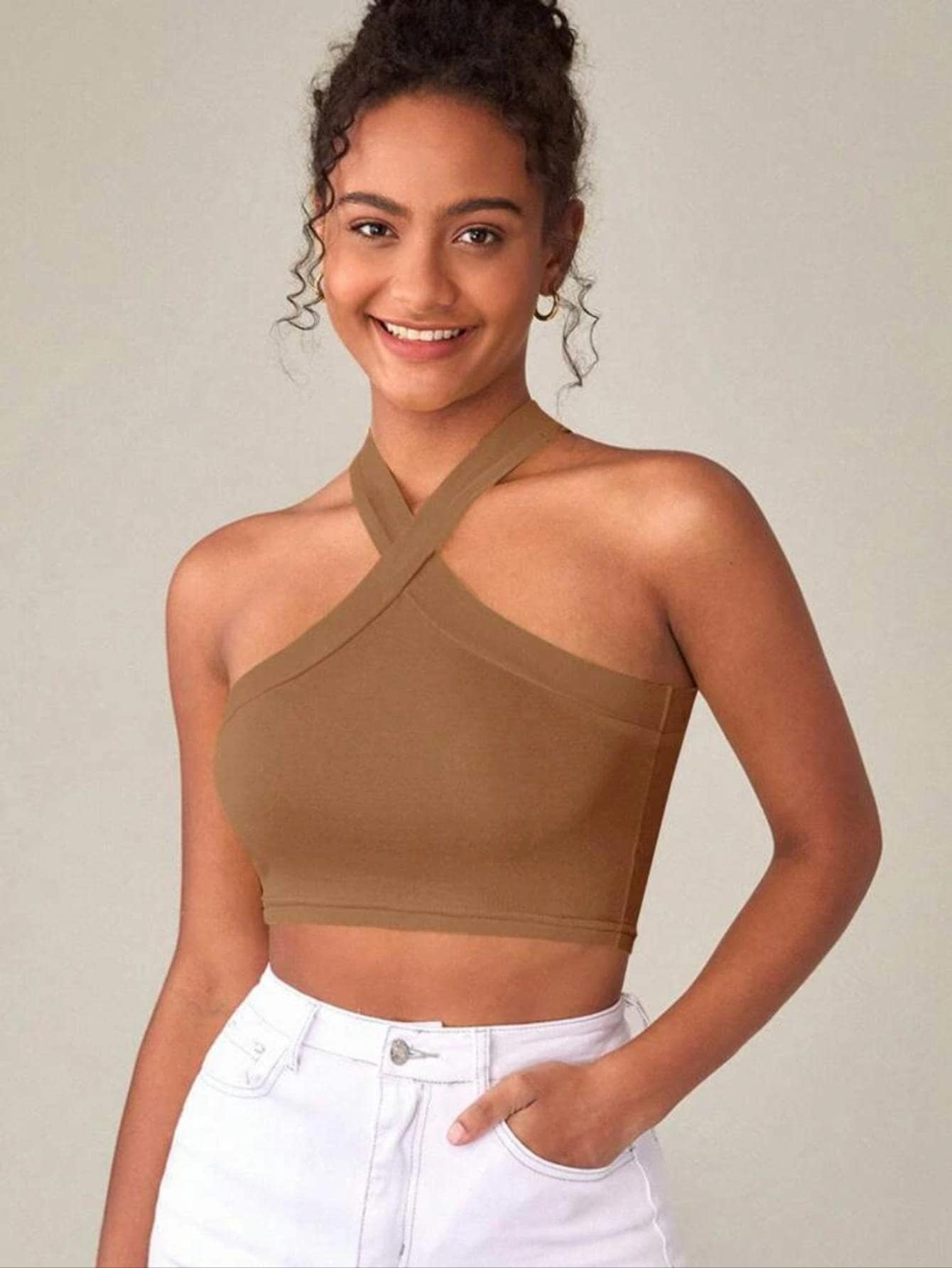 Cropped Model With Crossed Strap At The Neck - Khaki - View 1