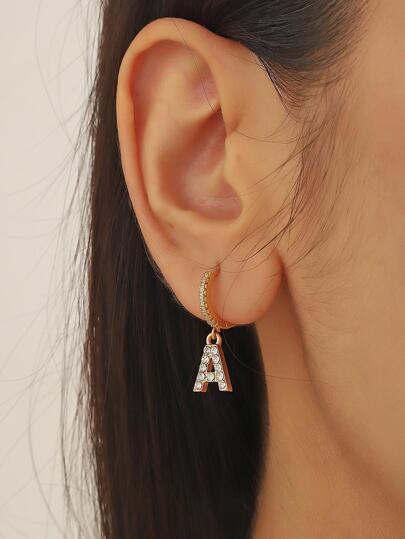 2件套简约时尚26字母耳环，送给女朋友的绝佳生日礼物