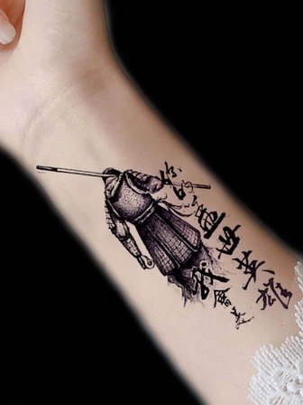 1pc Realistic Figure Pattern Anti-slip Temporary Tattoo Sticker