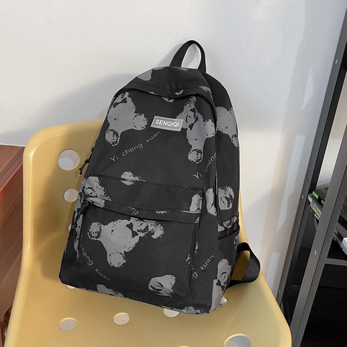 卡通熊圖案功能背包字母貼飾 - 黑色 - 查看 1