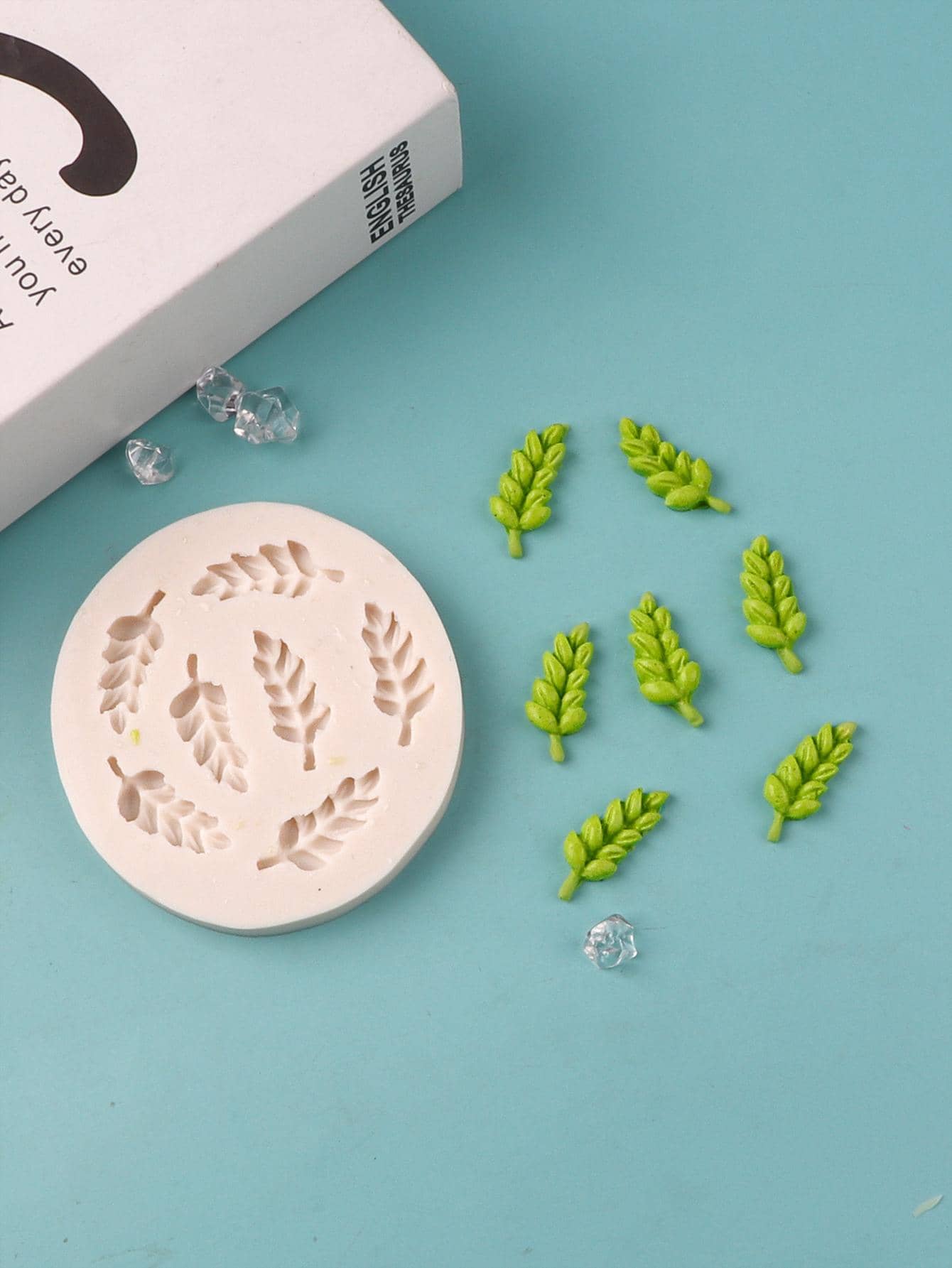 1pc Fan Leaf Chocolate Fondant Molds, Boho Cake Topper Silicone Molds