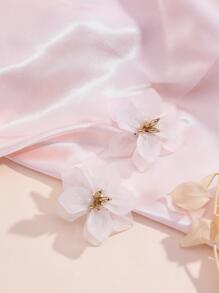 花朵耳钉 情人节 - 白色 - 查看 4