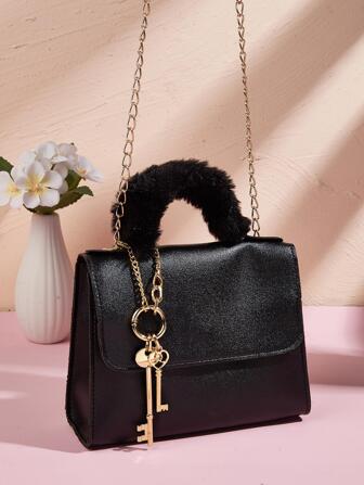 包包配件和钥匙形状可爱包包装饰吊坠钥匙链饰品汽车配件女士感谢礼物教师配件