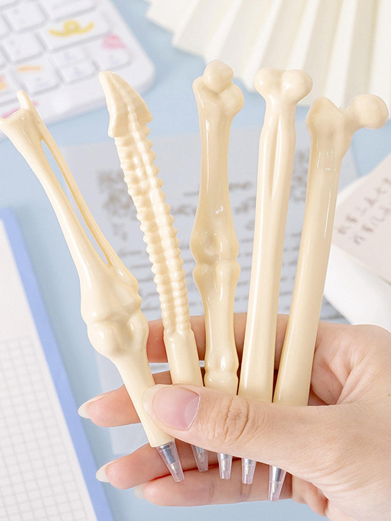 5支裝骨頭設計圓珠筆，學生用塑料創意圓珠筆 - 米色 - 查看 1