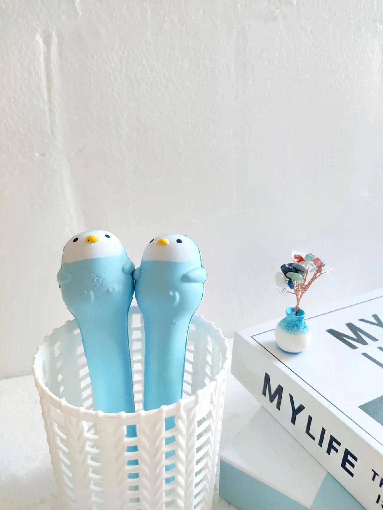 1pc Creative Squeeze Sponge Decompression Ballpoint Pen - Blue - View 1