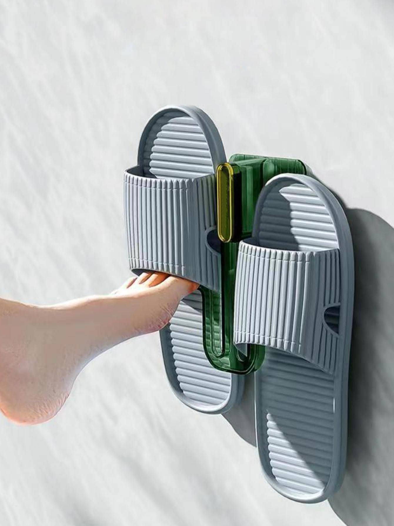 1pc PET Wall Mounted Shoe Storage Rack, Minimalist Clear Multifunction Shoe Rack For Bathroom - Green - View 1