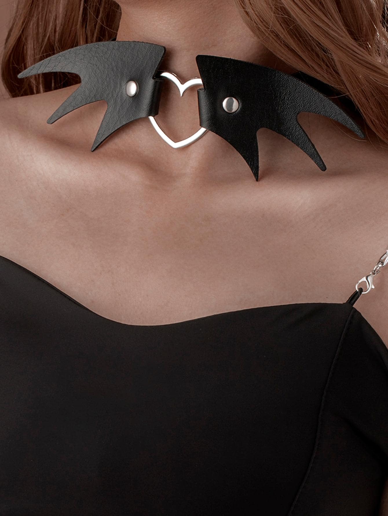 1入組時尚PU聚氨酯心和翅膀裝飾頸鏈適合女士適用於禮品