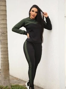 Women Two-piece Outfits - 黑色 - 查看 1