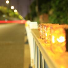 1pc ABS Solar Lawn Lamp, Modern Geometric Design Solar Pathway Light For Outdoor, Outdoor Garden Lighting For Pathway, Yard, Patio - Yellow - View 3