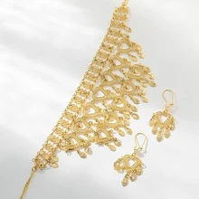 1套歐美時尚豪華金色愛心組合,1條項鍊,1對耳環