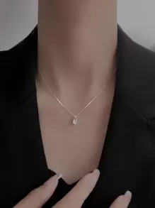 Collar con colgante con diamante de imitación gota de agua