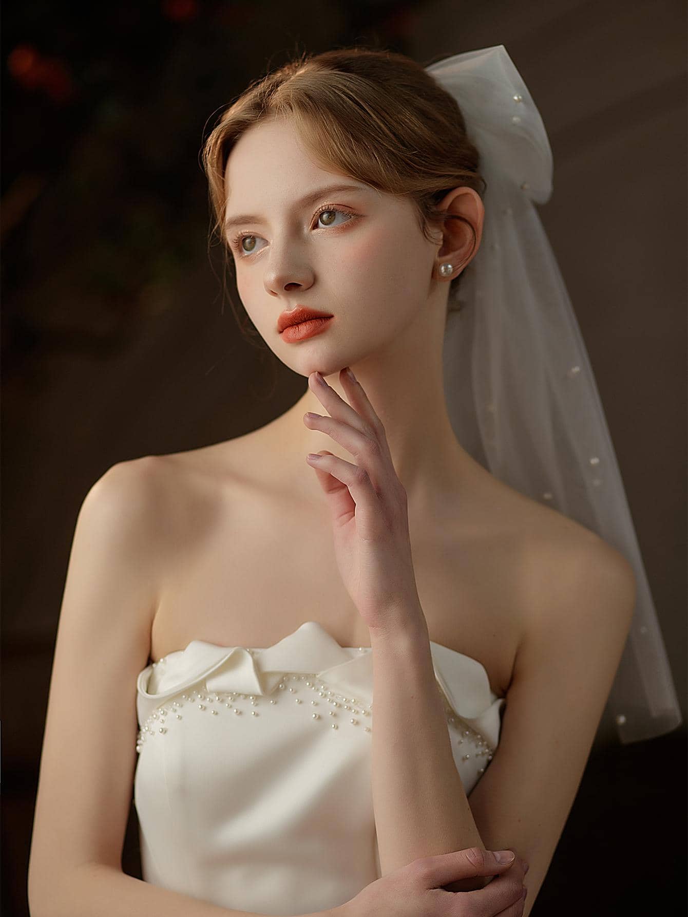 1 件仿珍珠装饰大蝴蝶结设计浪漫优雅新娘头带带面纱发夹 - 米色 - 查看 1