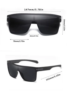 一副男士灰色包框时尚眼镜，适合户外街头海滩，打造街头风格，可搭配毛衣、夹克、卫衣、连帽衫、皮裤和工装裤，是夏季海滩度假、户外活动和旅行的理想之选。 - 灰色 - 查看 6