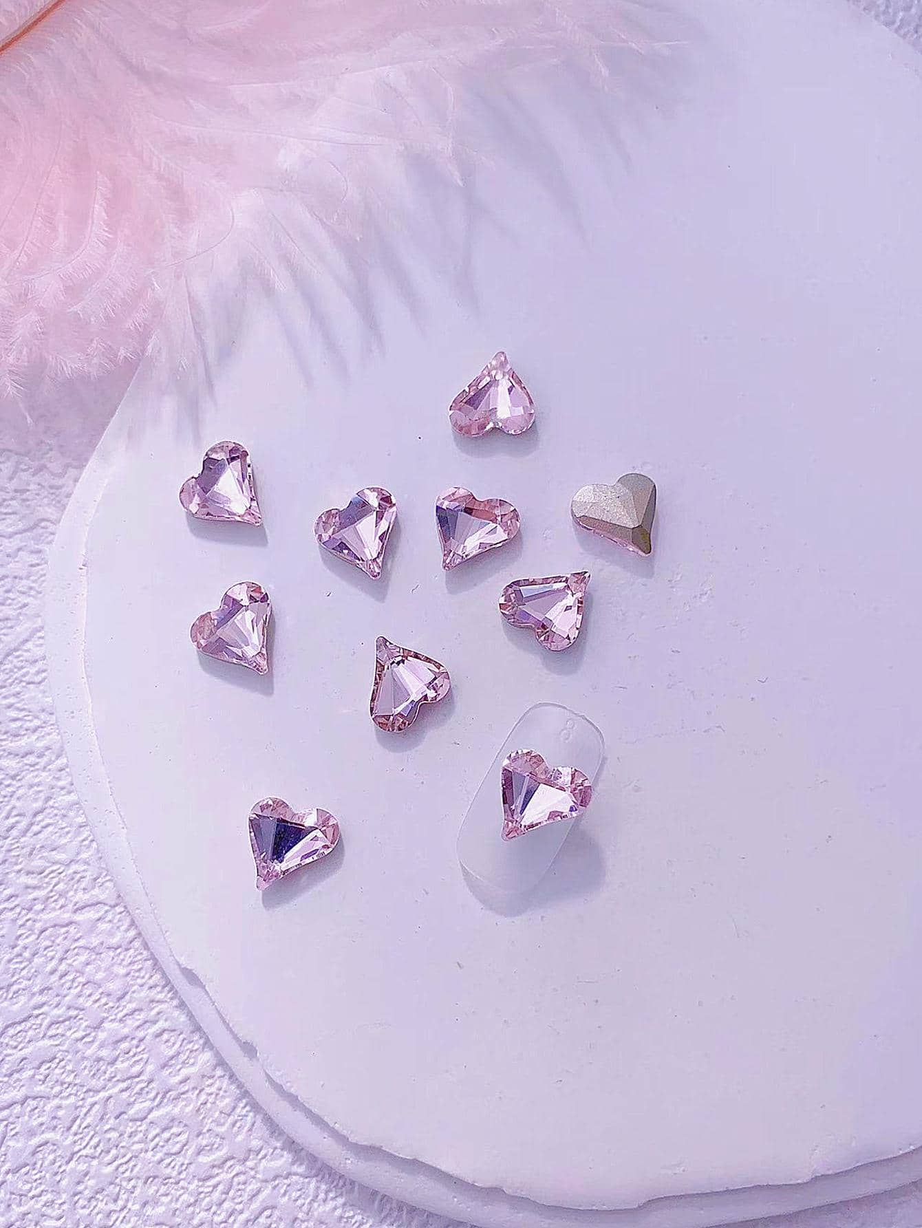 10个小巧心形指甲装饰，玻璃水钻，DIY，心形指甲装饰，适合约会、情人节、母亲节美甲产品美甲配件指甲饰指甲宝石 - 粉色 - 查看 1