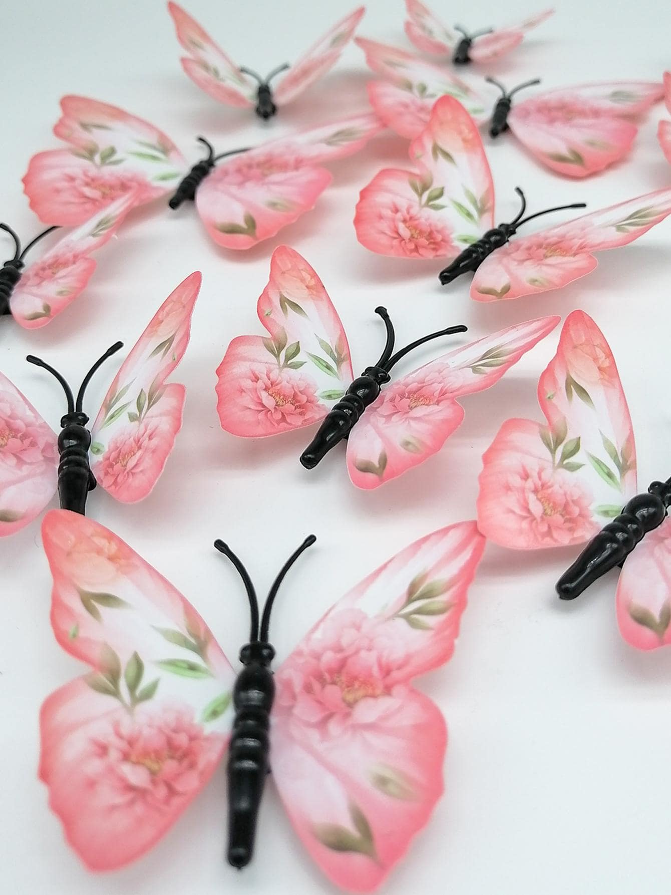 12入組/套塑料3D蝴蝶貼紙，花卉圖案居家裝飾創意蝴蝶貼紙