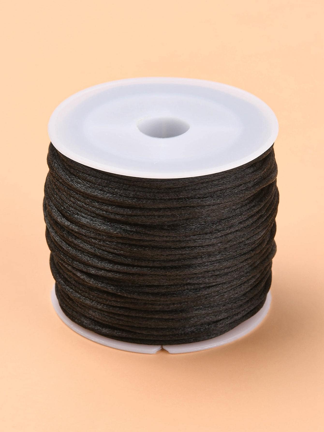 1 rolka nici do majsterkowania