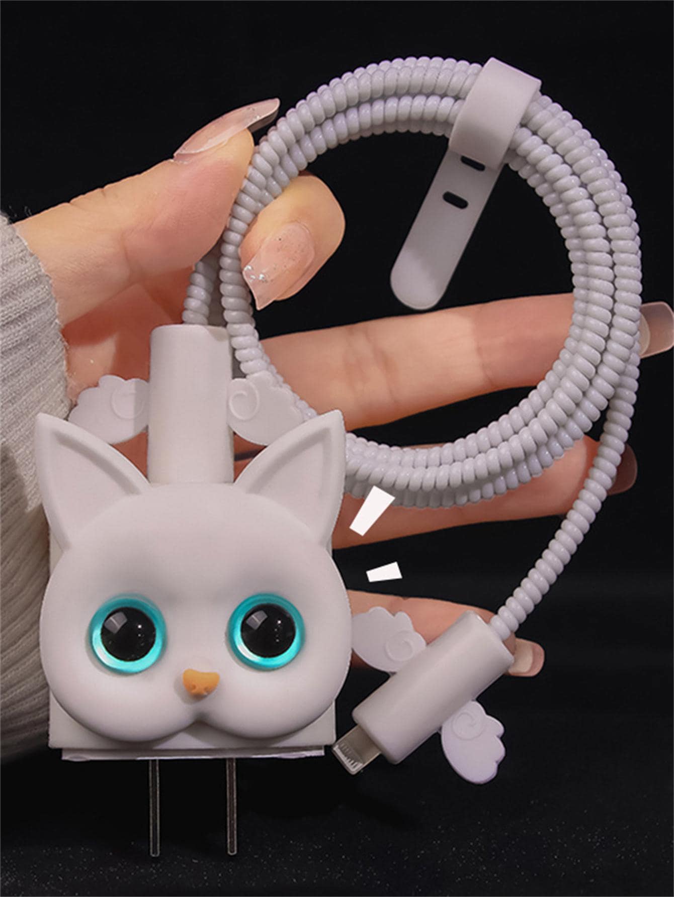 1pc Cartoon Cat Design Data Cable Protector - White - View 1
