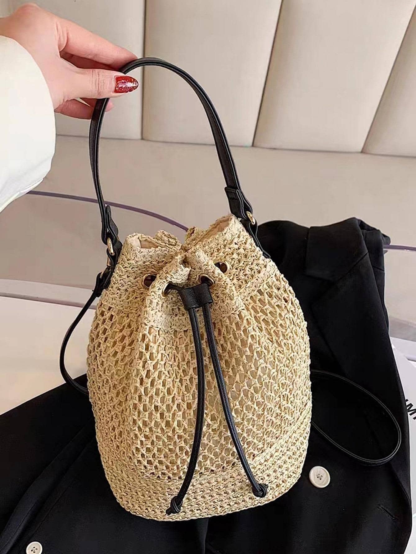 Straw Bag Woven Bucket Bag Women's Drawstring Shoulder Bag For Vacation - Beige - View 1