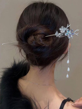 1pc Women Rhinestone Butterfly & Flower Decor Chain & Faux Pearl Charm Exquisite Hair Pin For Hair Decoration Elegant Tiaras Hair Bun Hair Bun Maker Bun Hair Piece Hair Styling Pins, School Stuff, Pearl Hair Accessories, Vacation Outfits Woman, Wedding Items, Looks Of Party