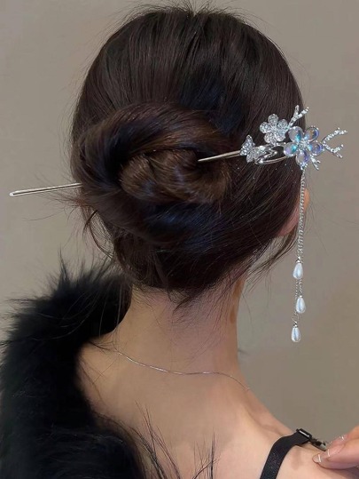 1pc Women Rhinestone Butterfly & Flower Decor Chain & Faux Pearl Charm Exquisite Hair Pin For Hair Decoration Elegant Tiaras Hair Bun Hair Bun Maker Bun Hair Piece Hair Styling Pins, School Stuff, Pearl Hair Accessories, Vacation Outfits Woman, Wedding Items, Looks Of Party