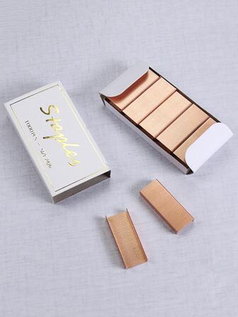 1 caja de grapas de metal para volver a la escuela