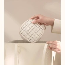 1入組格子圖案衛生巾收納袋，杏色戶外便攜化妝包 - 杏色 - 查看 8