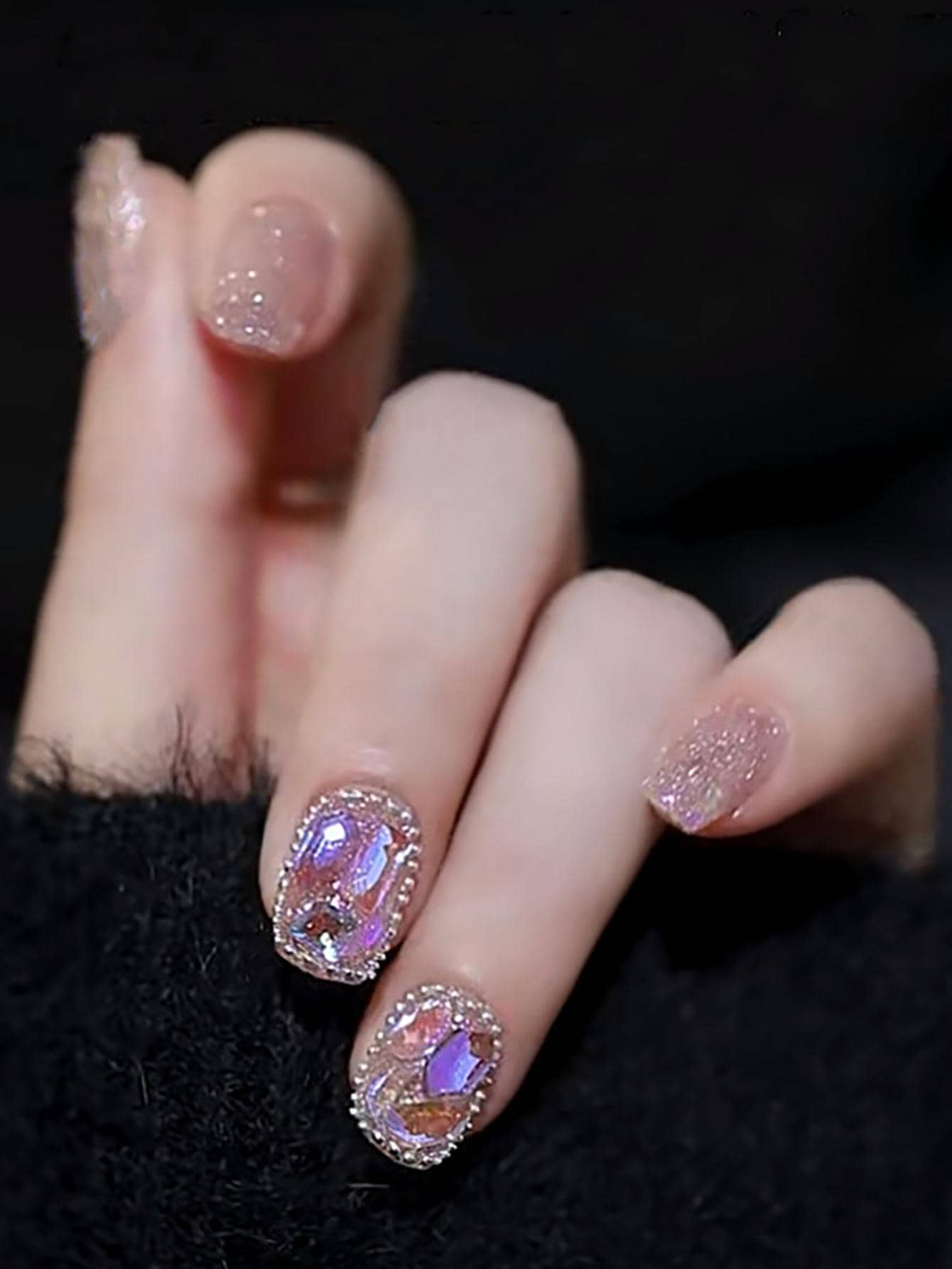 Upgrade Your Look With 24pcs Short Oval 3D Rhinestone Decor Full Cover Fake Nail Kit - Multicolor - View 1