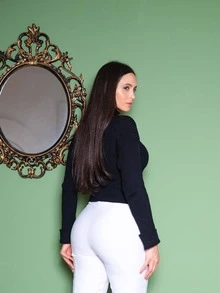 Women Sweaters - 黑色 - 查看 2