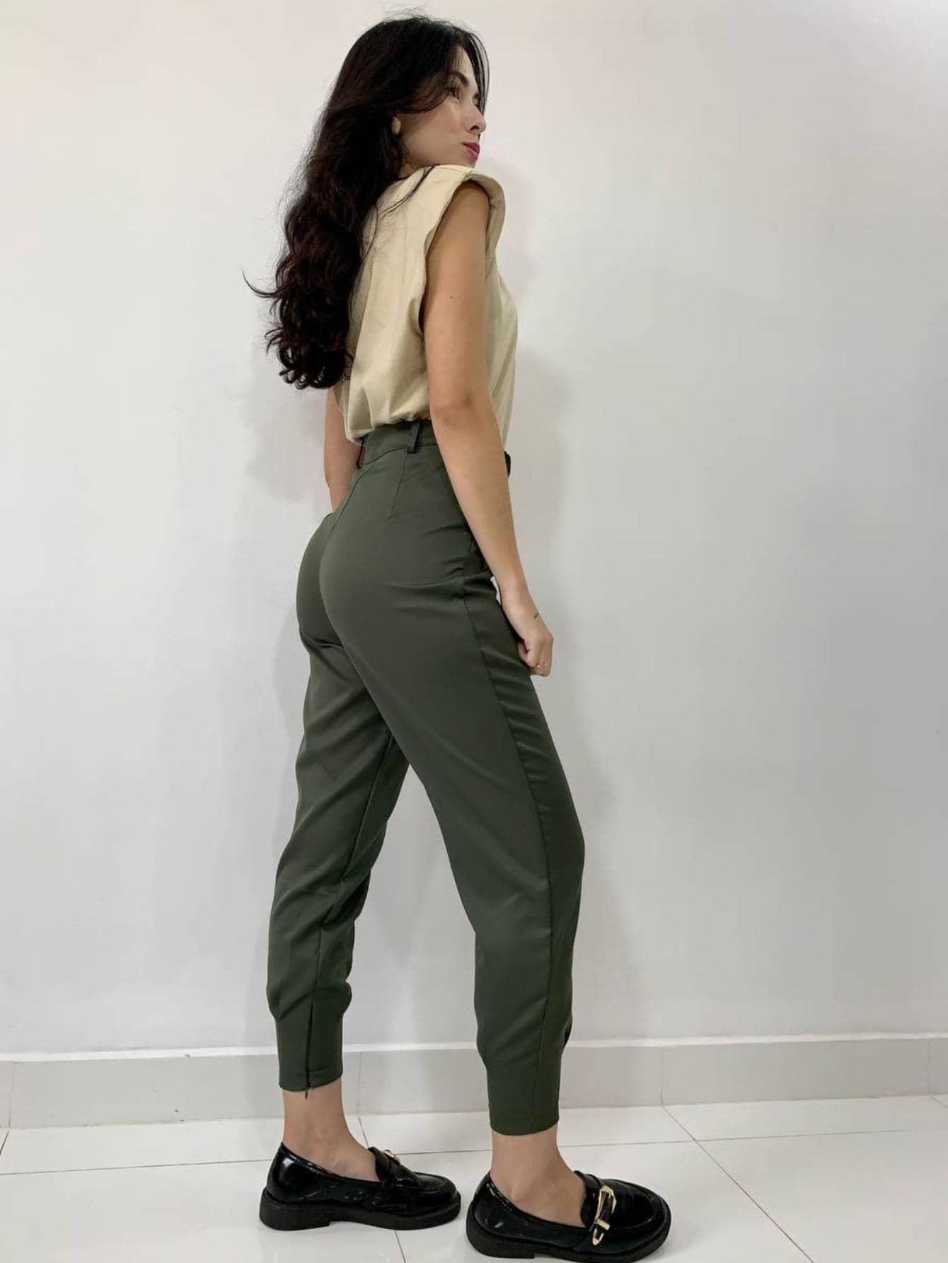 Women Pants - Verde militar - Añade 2