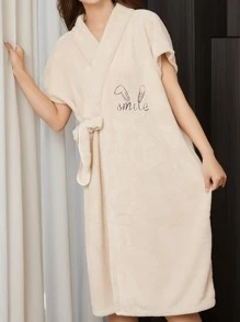 1 chiếc áo choàng không tay thêu họa tiết quả dứa bằng vải nỉ san hô, áo choàng tắm hở phía trước dễ thương, áo choàng mặc nhà mềm mại thấm hút cho nữ - Màu Khaki - Xem 4