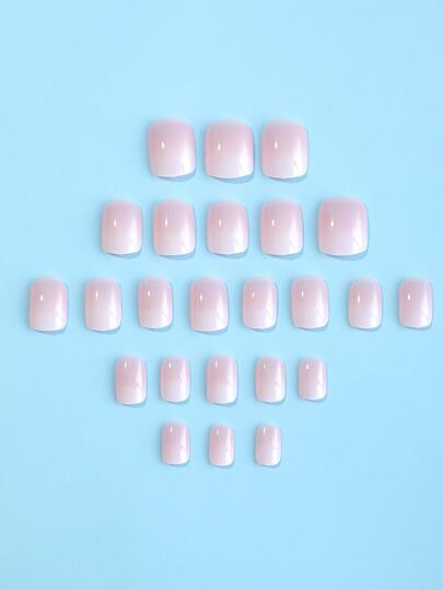 24 個のショート スクエア オンブル フェイク ネイル セットで見た目をアップグレード