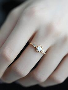 Một chiếc nhẫn vàng đơn giản bằng bạc S925 cổ điển dành cho nữ, mang đến cảm giác độc đáo, quyến rũ, thanh lịch, đậm chất retro, như một món quà trang sức ý nghĩa. - Vàng - Xem 2