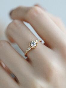 Một chiếc nhẫn vàng đơn giản bằng bạc S925 cổ điển dành cho nữ, mang đến cảm giác độc đáo, quyến rũ, thanh lịch, đậm chất retro, như một món quà trang sức ý nghĩa. - Vàng - Xem 3