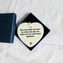 1pc Heart-Shaped Ceramic Tile Gift Set, Inspirational Positive Gifts For Women, Friends, Classmates, Colleagues, Family - "It's Not What We Have In Life But Who We Have In Our Life That Matters" - White - View 5