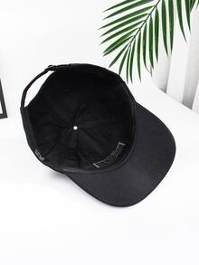 男士刺繡細節棒球帽