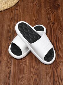 字母圖案浴室淋浴抗吊帶裙室內室外塑膠拖鞋