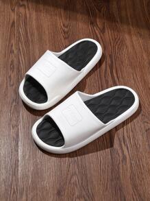 字母圖案浴室淋浴抗吊帶裙室內室外塑膠拖鞋