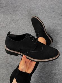 Men's Lightweight Matte Block Carved Round Toe Lace-Up Low-Heel Leather Shoes For Casual, Daily Wear, All Seasons