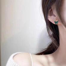 Anting Stud Kupu-kupu Vintage, Fashion Segar, Gaya Hutan Minimalis, Anting Hijau, Anting Mini Lucu - Hijau - View 3