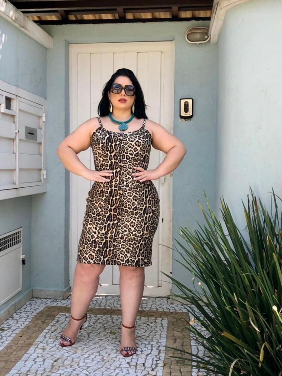 Women Dresses - 彩色 - 查看 1