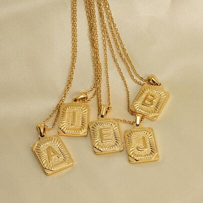 MECYLIFE golden Farbe Edelstahl Quadrat, Anfangsbuchstabe Halsketten
