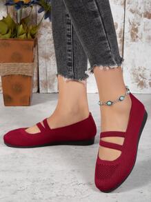 Women's Plus Size Round Toe Flat Shoes - Burgundy - View 3