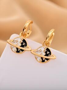 par de pendientes colgantes de doble tono con forma de planeta Saturno Simple y versátil y decoración de diamantes de imitación, joyería de moda personalizada para oreja - en blanco y negro - Ver 3