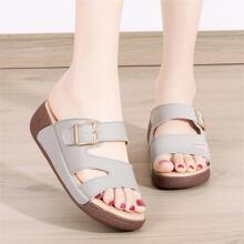 Women's Thick-Soled Slippers Soft Bottom Increased Sandals Fashionable Wedge Bottomed Shoes